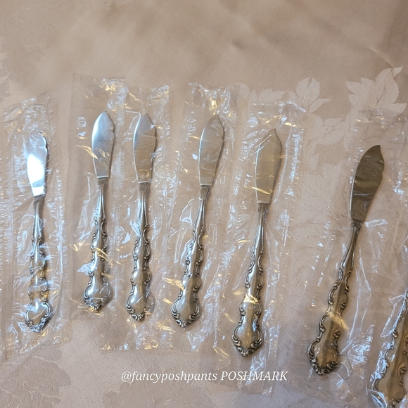 lot of 11 ONEIDA rare! Mozart NEW sealed sleeves stainless steel butter knives - Picture 6 of 14